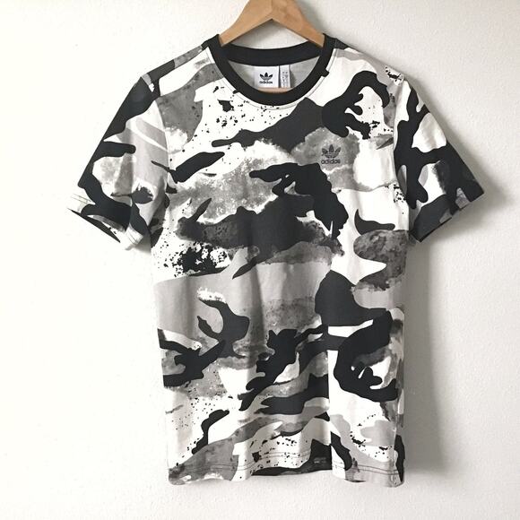 ADIDAS Camo Tee Shirt Size S Men - Picture 1 of 3